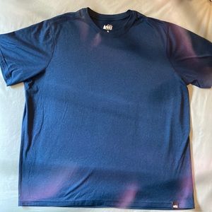 REI technical T-shirt Men’s XL